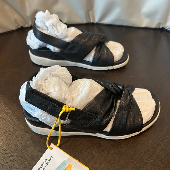 Strive Tahiti II NWB Women's Platform Arch Support Sandal, Black 7 - Picture 5 of 10